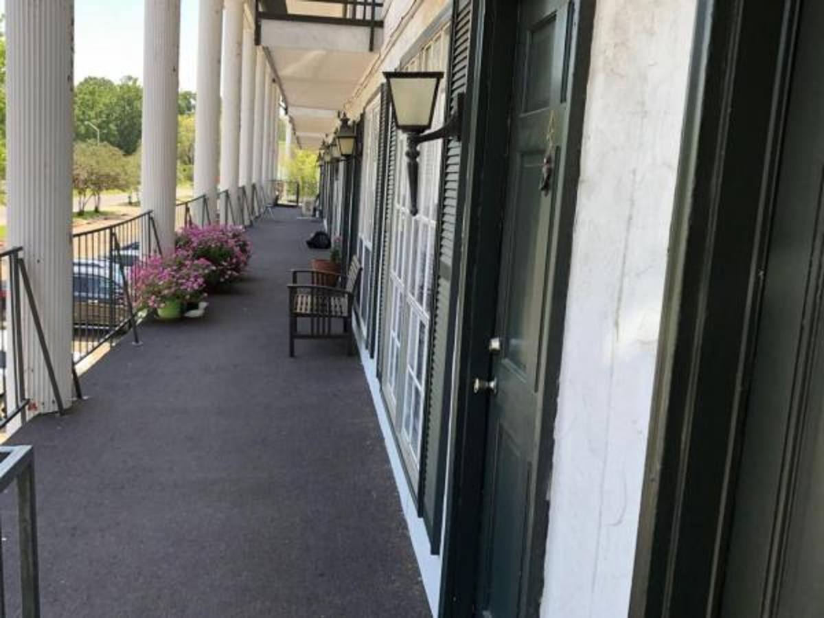 Condo for rent at 3030 Congress Blvd, Baton Rouge, LA 70808