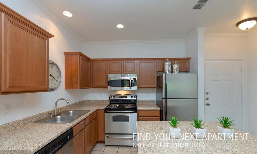 Apartment for rent at 16591 Blanco Rd, San Antonio, TX 78232