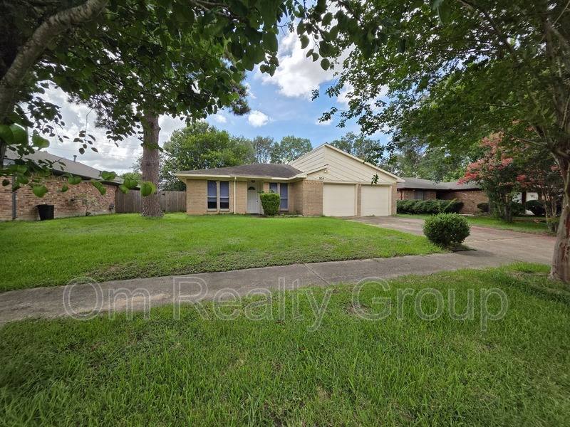 House for rent at 814 Cascade Creek Dr, Katy, TX 77450