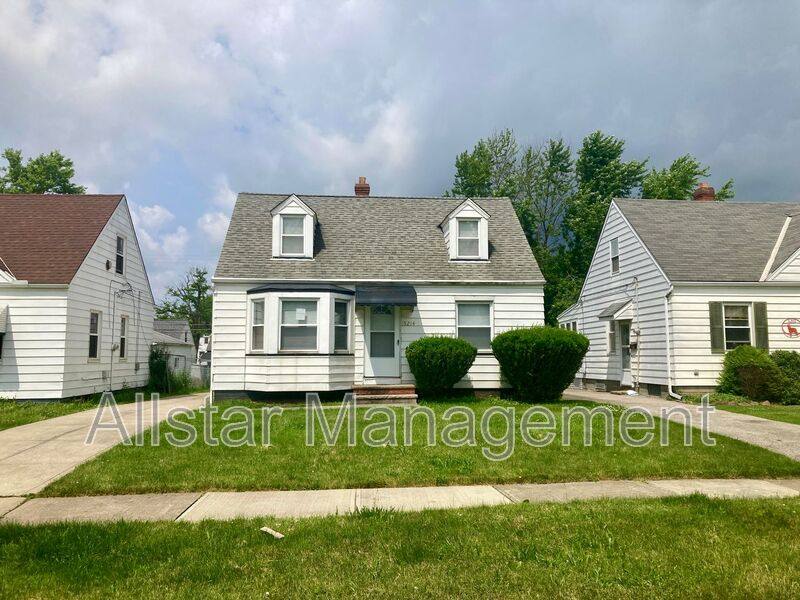 House for rent at 5214 Thomas St, Maple Heights, OH 44137