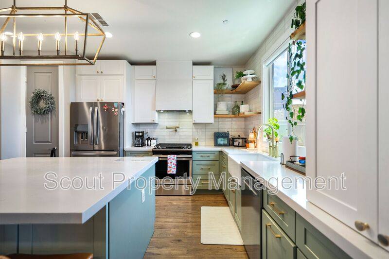 House for rent at 38496 Windingwalk Dr, Murrieta, CA 92563