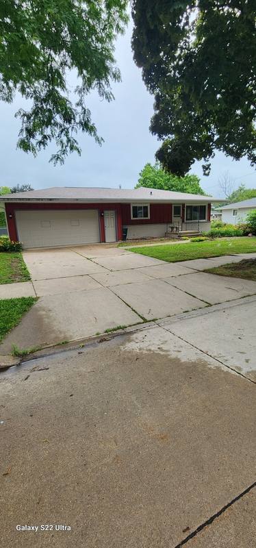 House for rent at 417 S Matthias St, Appleton, WI 54915