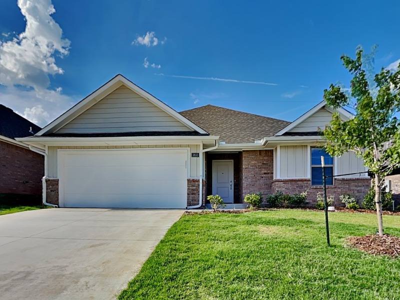 House for rent at 3833 Lynne Ave, Edmond, OK 73012