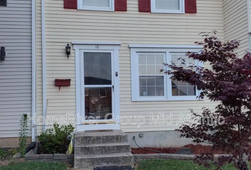 Townhouse for rent at 16 Duchess Court, Rosedale, MD 21237