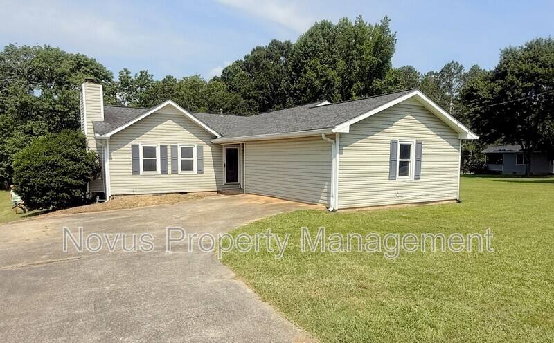 House for rent at 32 Russell Lane, Carrollton, GA 30116