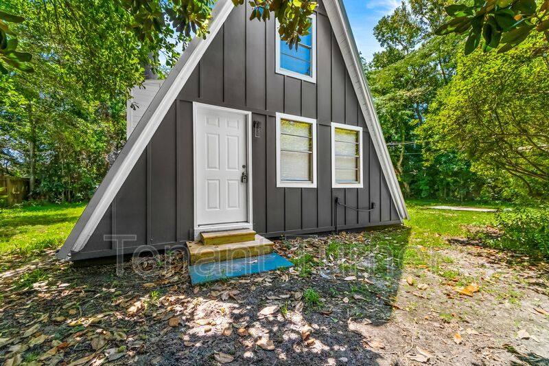 House for rent at 2700 N 11th St, Ocean Springs, MS 39564