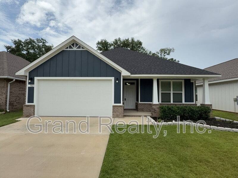 House for rent at 3823 Shady Grove Dr, Milton, FL 32571