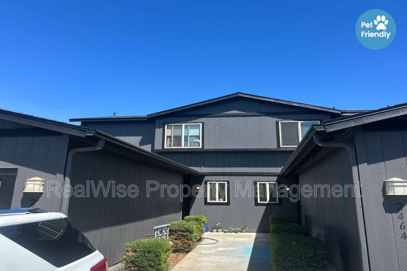 Apartment for rent at 2466 SW Timber View Court, Redmond, OR 97756