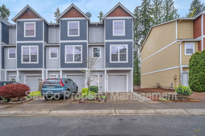 Townhouse for rent at 19864 SW Monson St #1, Beaverton, OR 97006