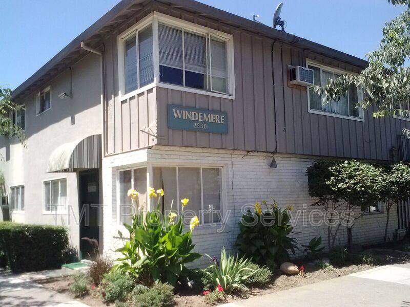 Apartment for rent at 2530 S St #14, Sacramento, CA 95816