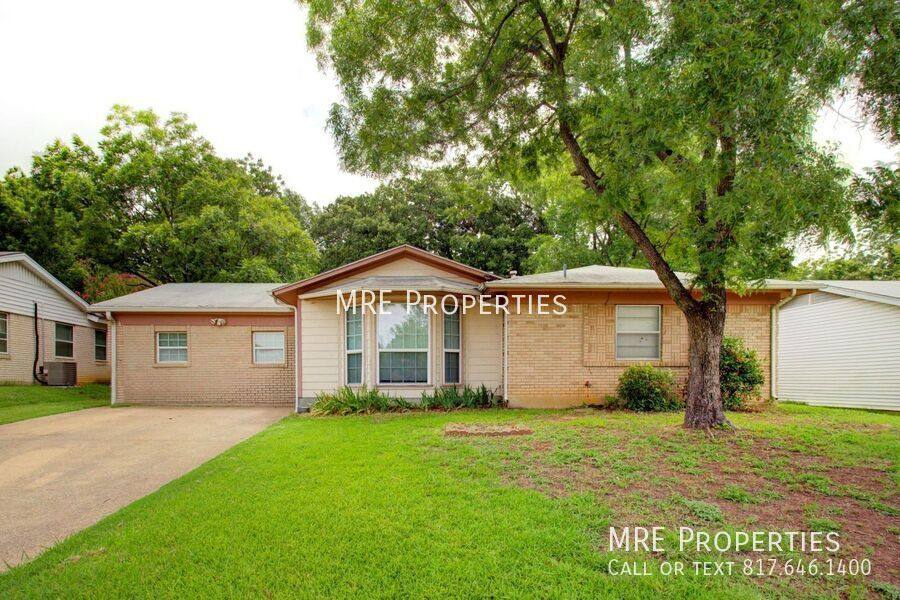 House for rent at 1717 England Rd, Arlington, TX 76013