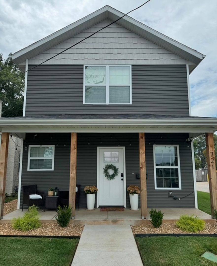 House for rent at 848 S Kimbrough Ave #COTTAGE B, Springfield, MO 65806