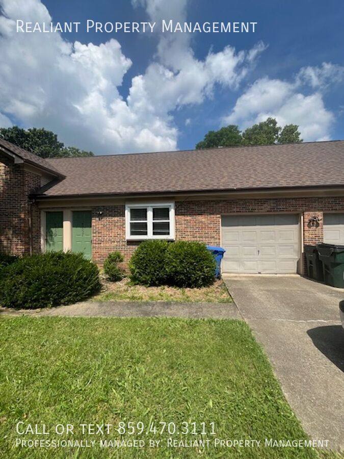 House for rent at 457 Woodview Dr, Lexington, KY 40515