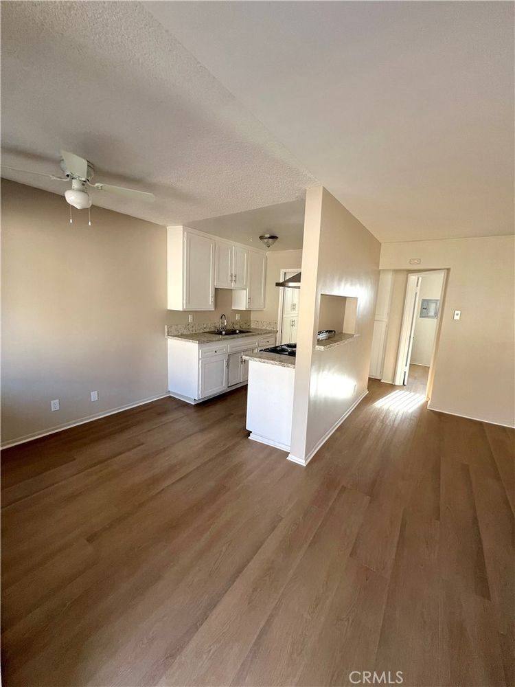 Apartment for rent at 1004 E 5th St, Long Beach, CA 90802