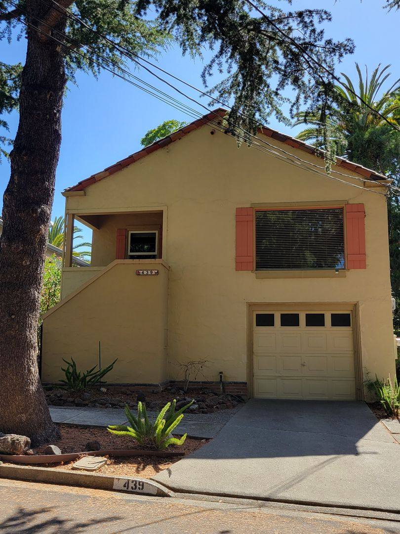 House for rent at 439 Harris Ave, Martinez, CA 94553
