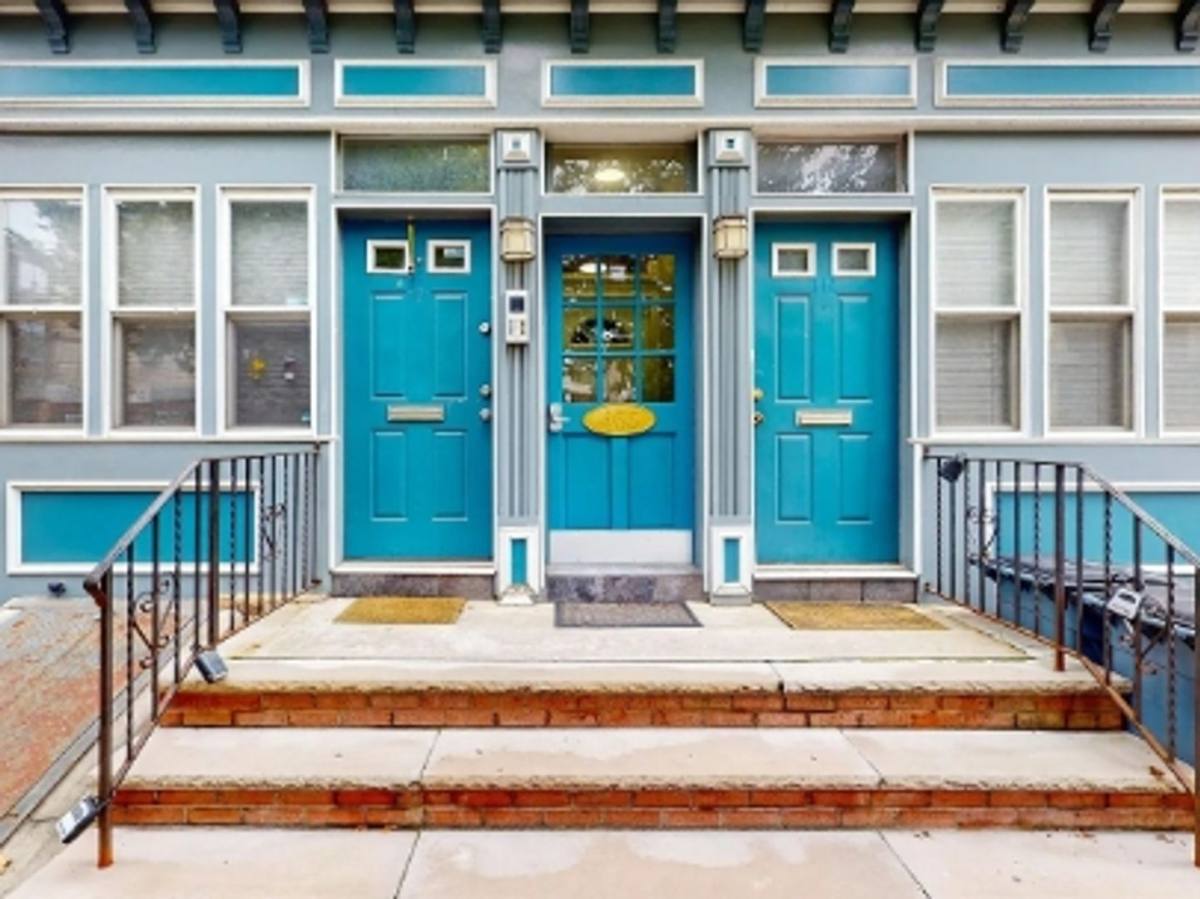 Apartment for rent at 466 Monmouth St #4L, Jersey City, NJ 07302