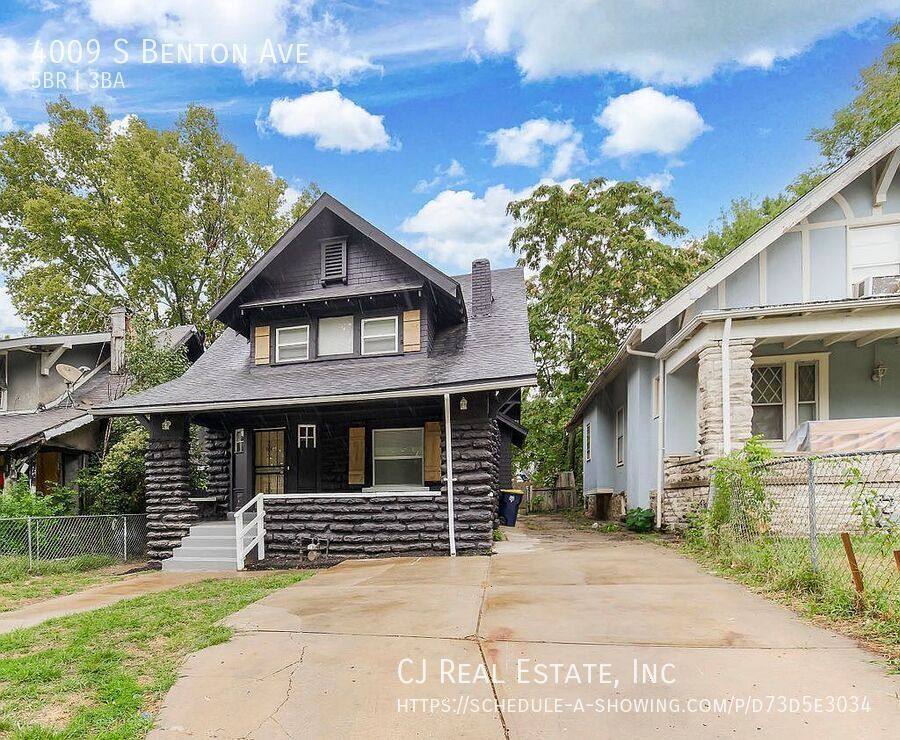 House for rent at 4009 S Benton Ave, Kansas City, MO 64130