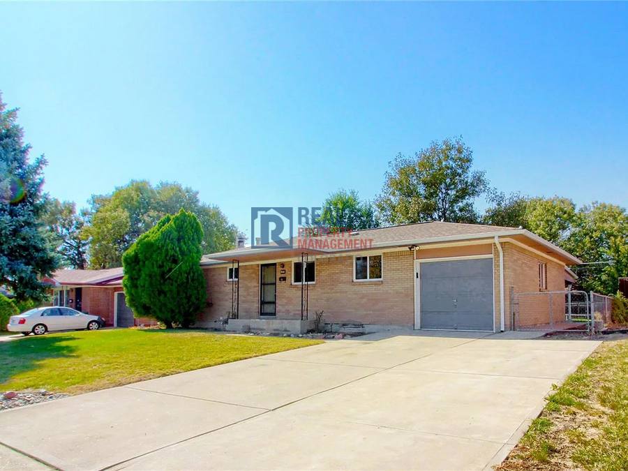 House for rent at 7041 Beacon Way, Westminster, CO 80030