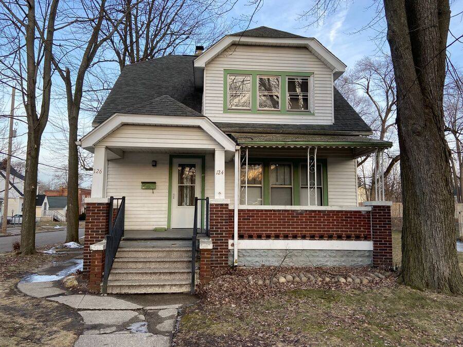 Apartment for rent at 124 Cadillac, Pontiac, MI 48342
