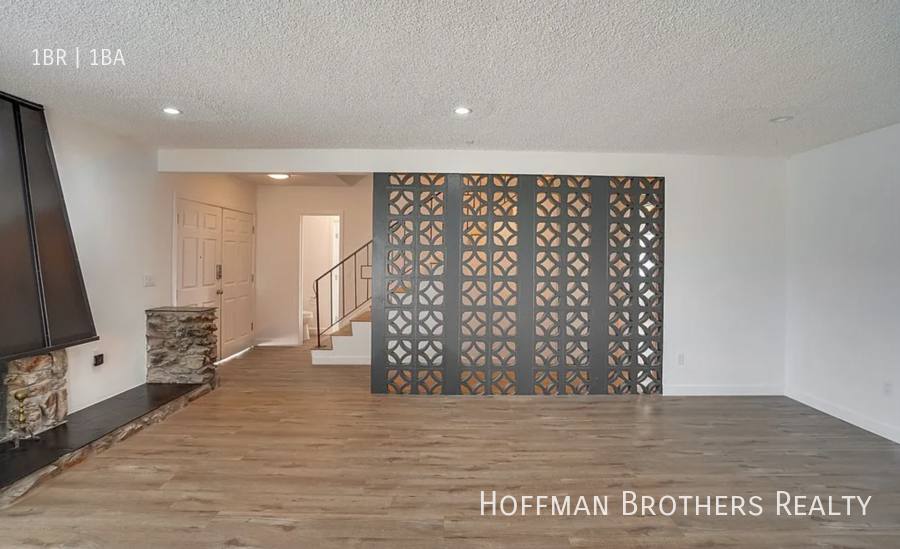 Apartment for rent at 1615 W 145th St #9, Gardena, CA 90247