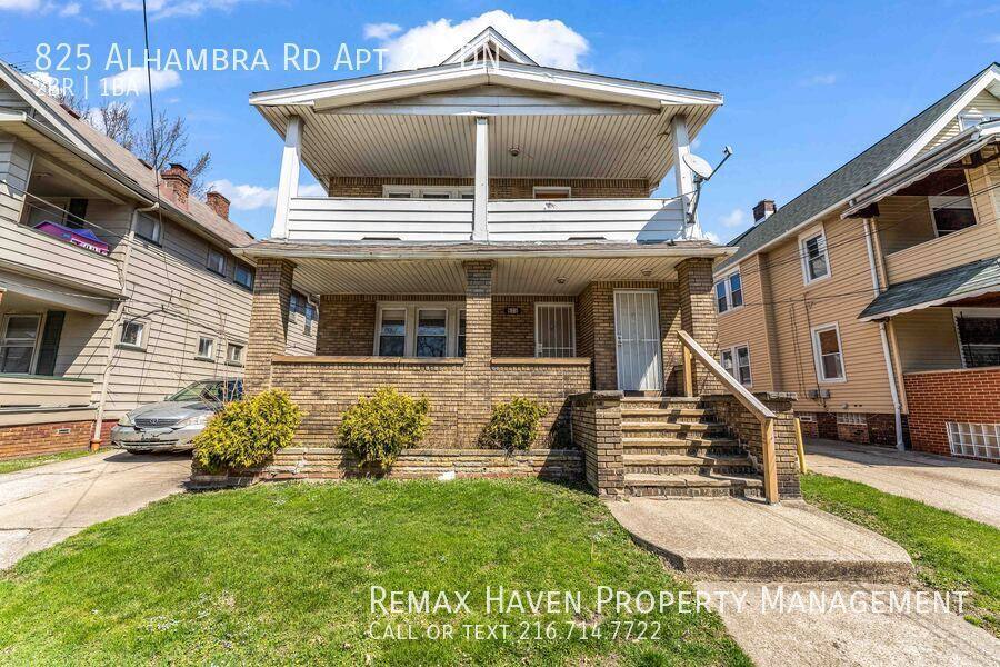 Apartment for rent at 825 Alhambra Rd #2, Cleveland, OH 44110