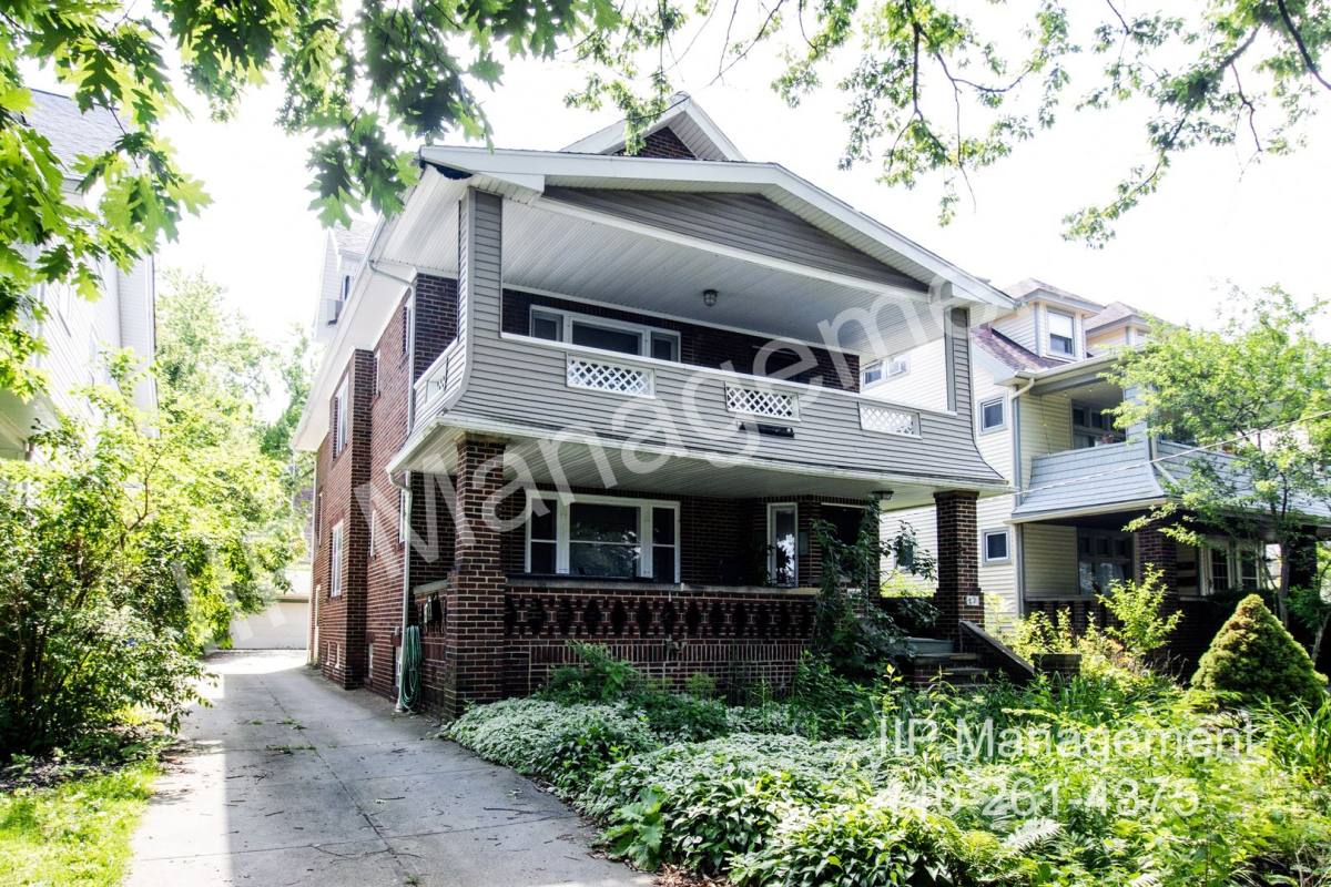 Apartment for rent at 2671 E 130 St #2, Cleveland, OH 44120