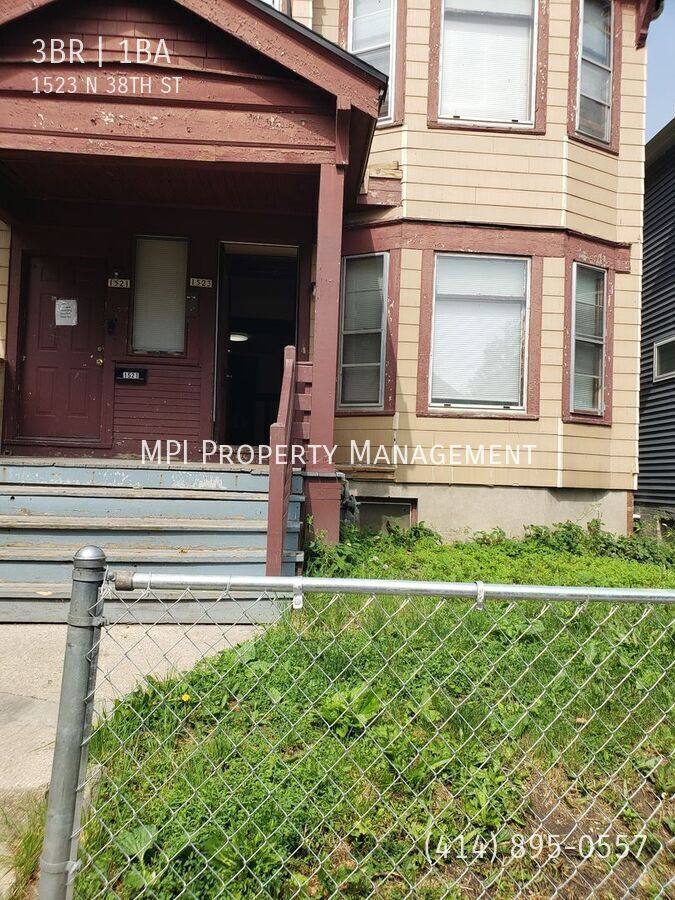 House for rent at 1523 N 38th St, Milwaukee, WI 53208