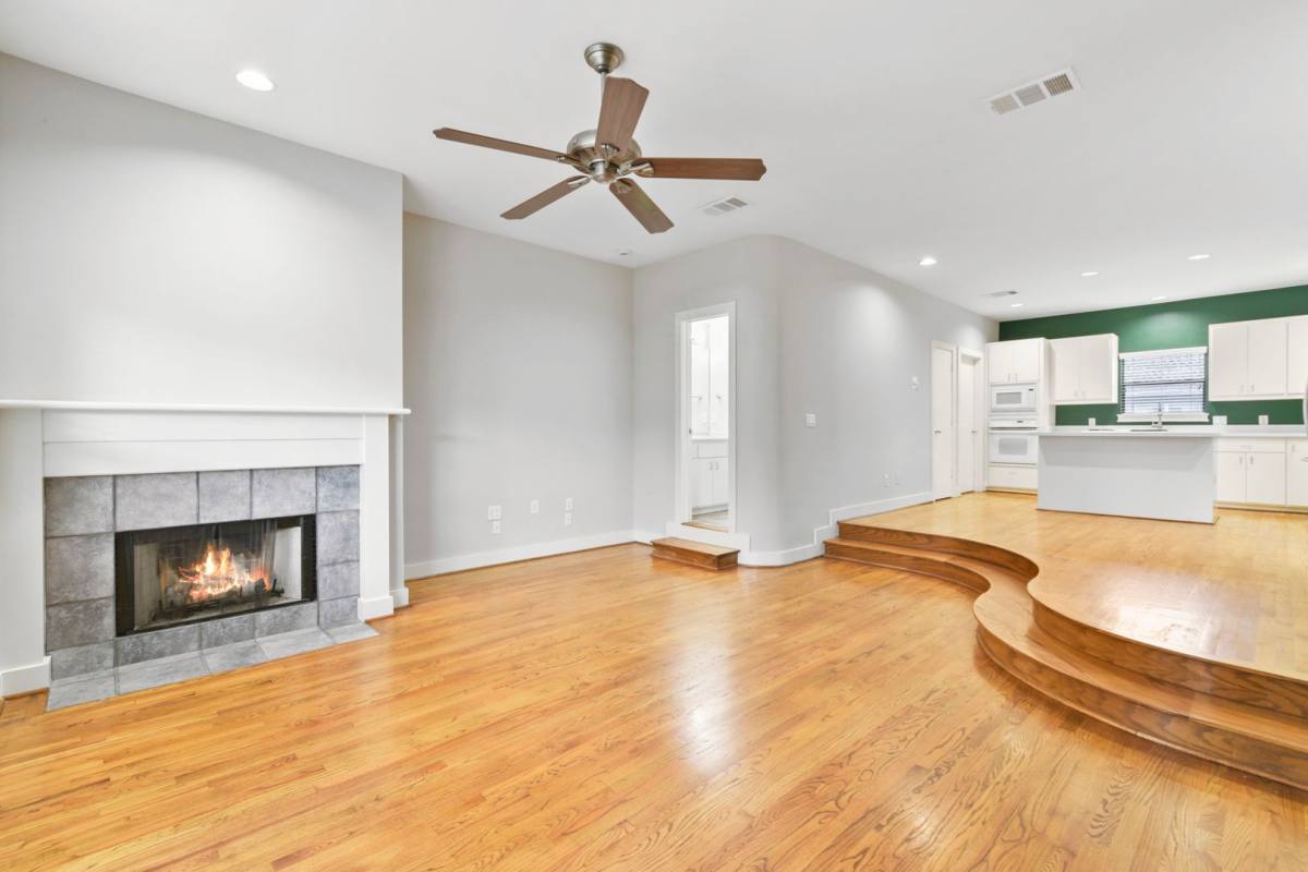 House for rent at 1604 Reinerman St, Houston, TX 77007