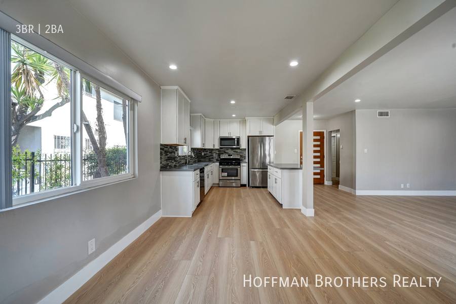 Apartment for rent at 2040 S Sherbourne Dr #6, Los Angeles, CA 90034