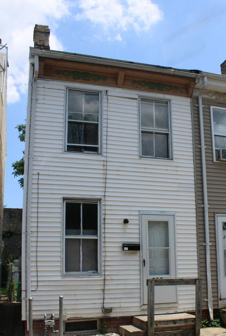 House for rent at 227 Susquehanna Ave, York, PA 17403