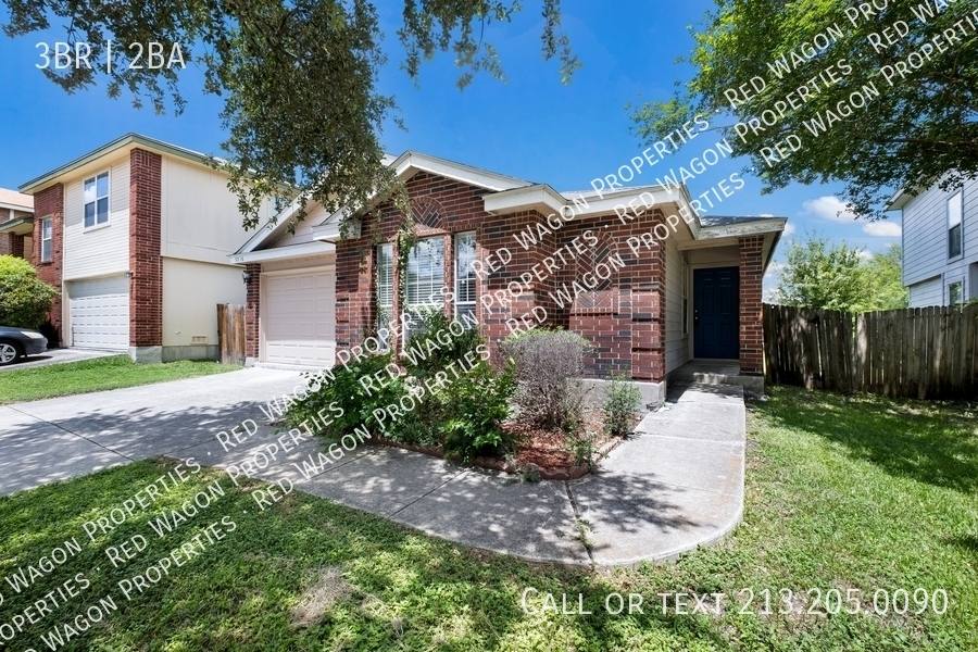 House for rent at 5016 Crestwood Hill Dr, San Antonio, TX 78244