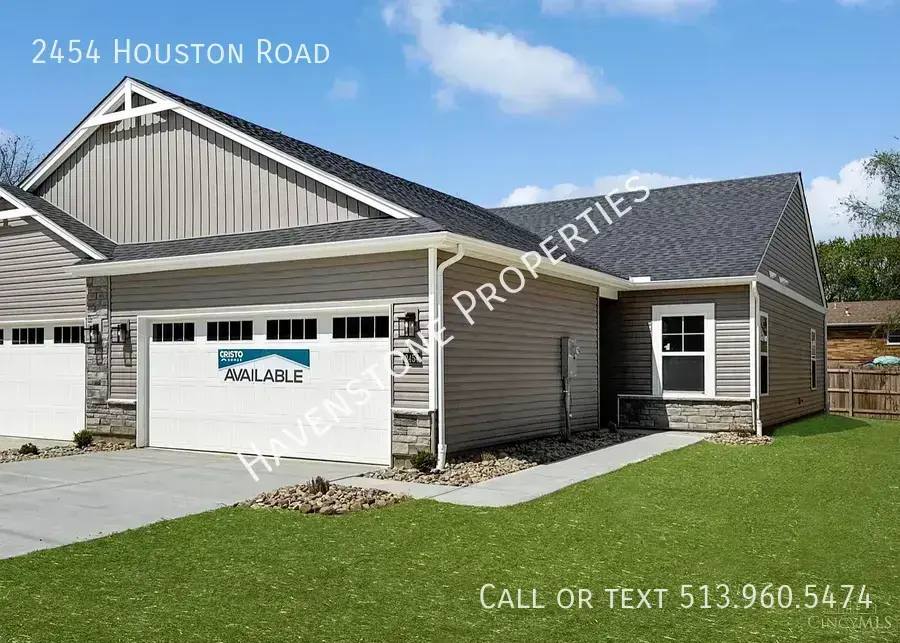 Townhouse for rent at 2454 Houston Rd, Cincinnati, OH 45231