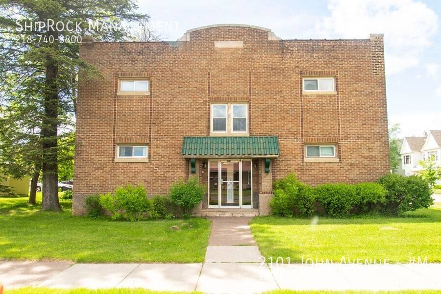 Apartment for rent at 2101 John Ave #M, Superior, WI 54880
