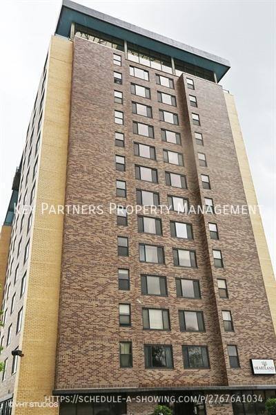Apartment for rent at 700 E 8th St #9F, Kansas City, MO 64106
