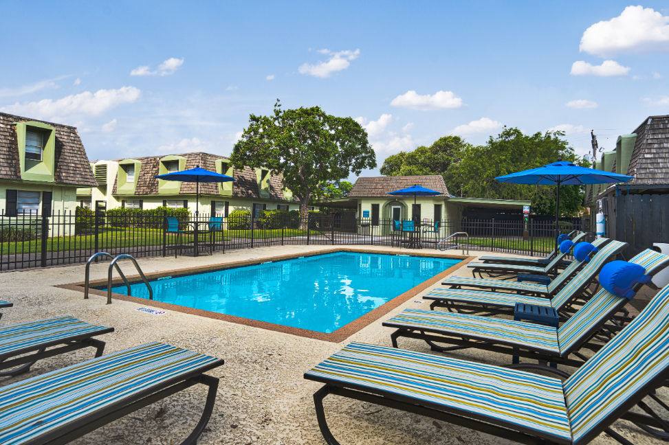 Apartment for rent at The Palm on Spid, 7218 S Padre Island Dr, Corpus Christi, TX 78412