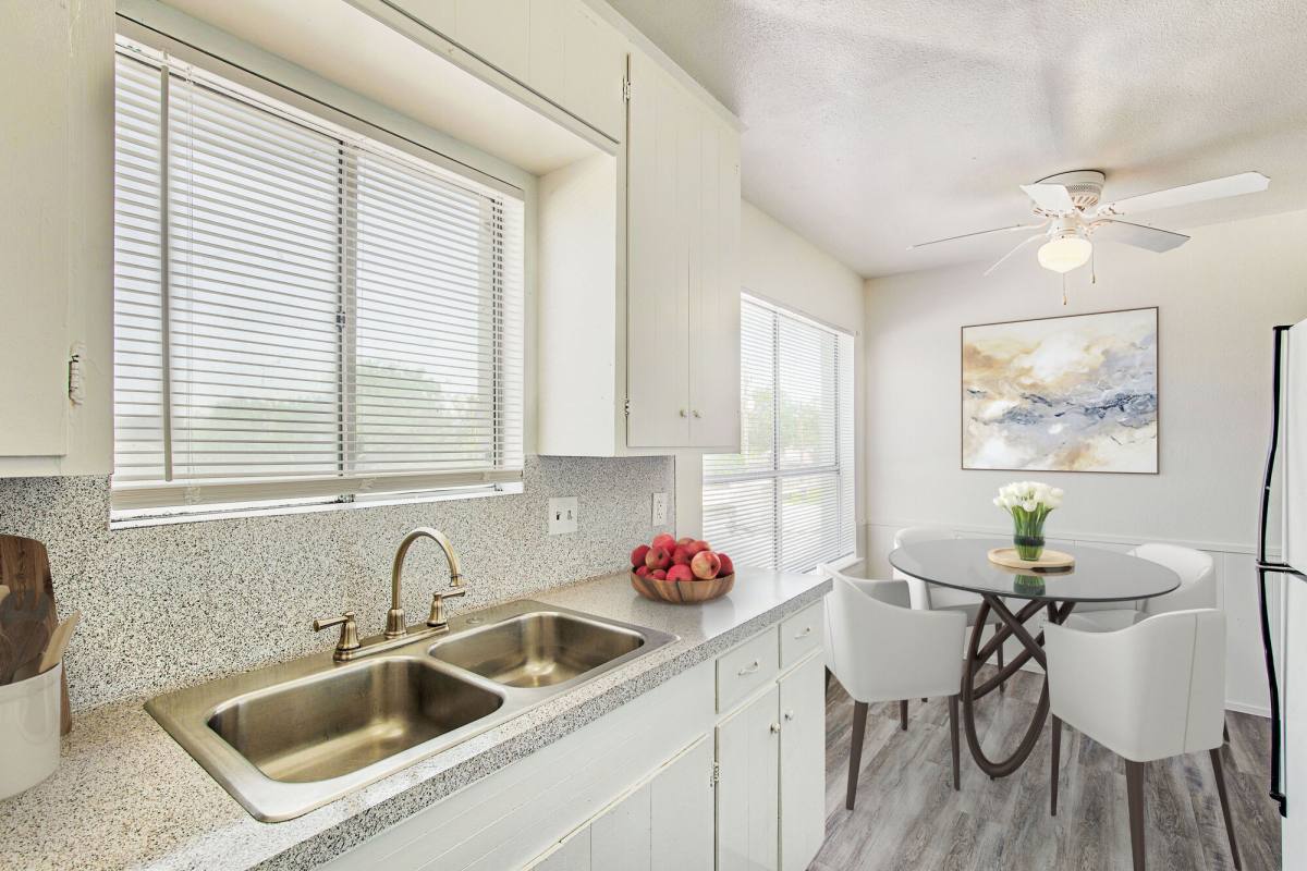Apartment for rent at The Palm on Spid, 7218 S Padre Island Dr, Corpus Christi, TX 78412