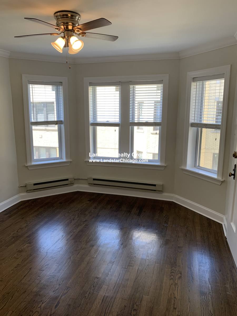 Apartment for rent at 3817 N Greenview #3W, Chicago, IL 60613