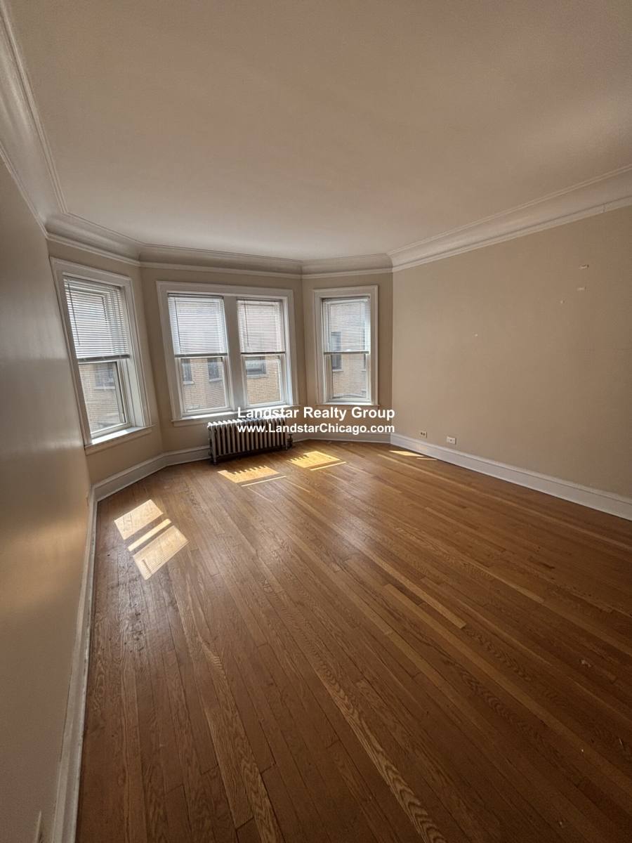 Apartment for rent at 1916 W Morse #2N, Chicago, IL 60626