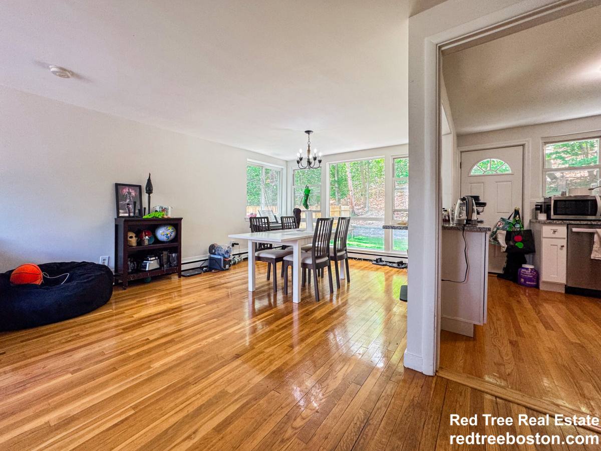 Apartment for rent at 119 Chestnut St, Brookline, MA 02445