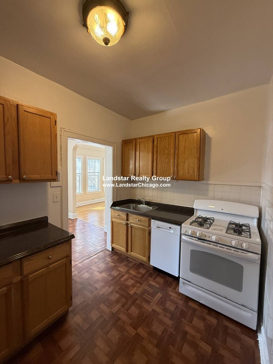 Apartment for rent at 4929 Whipple #2W, Chicago, IL 60625