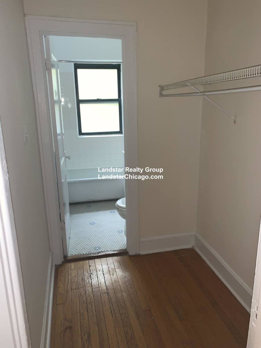 Apartment for rent at 3306 Schubert #2O, Chicago, IL 60647