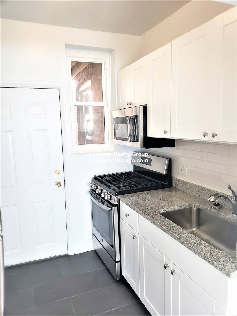 Apartment for rent at 2359 N Drake Ave #2, Chicago, IL 60647
