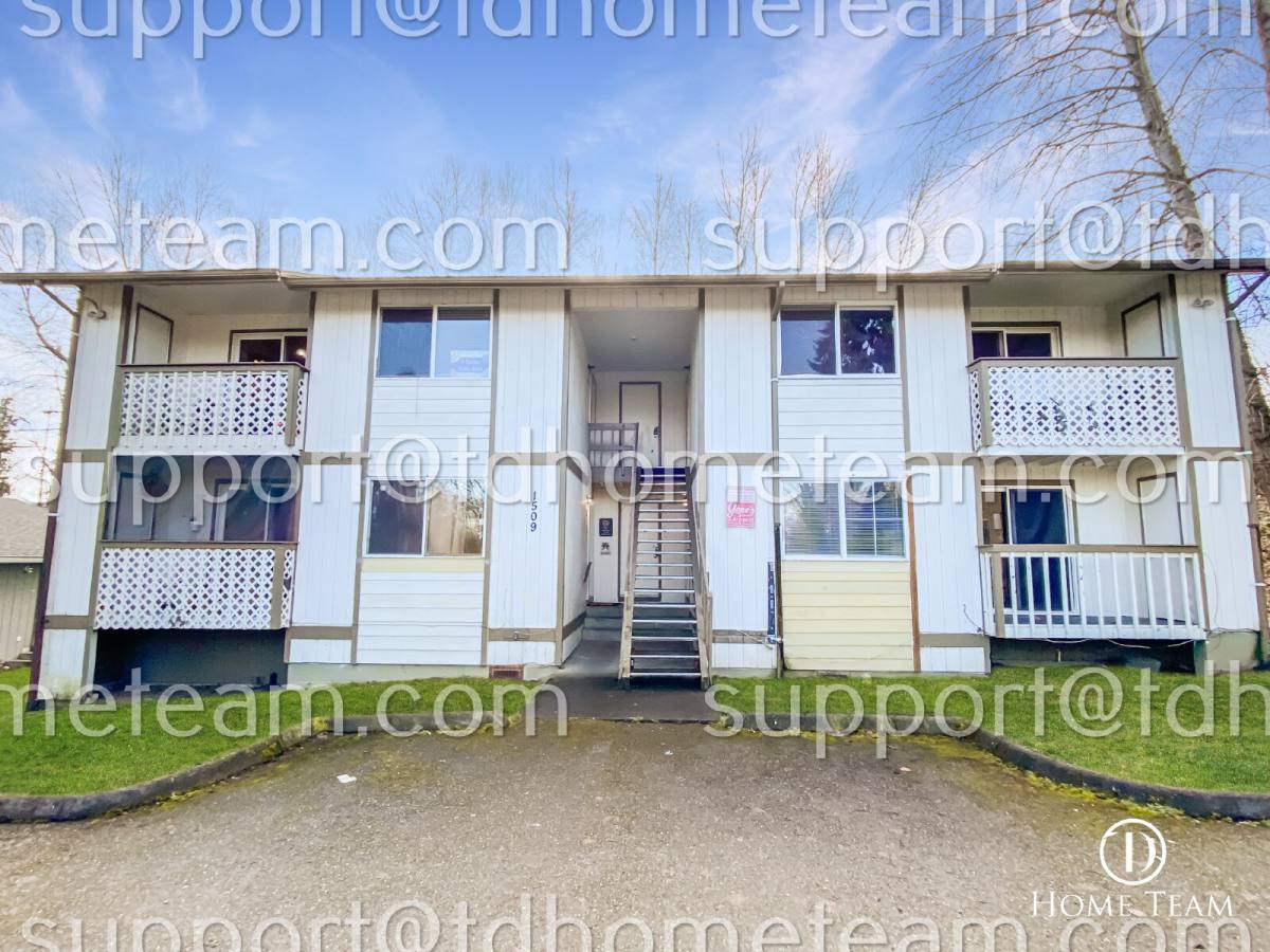 Apartment for rent at 1509 E 38th St #2, Tacoma, WA 98404