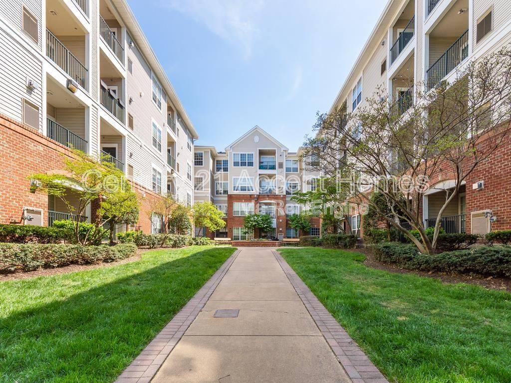 Condo for rent at 4862 Eisenhower Ave #359, Alexandria, VA 22304