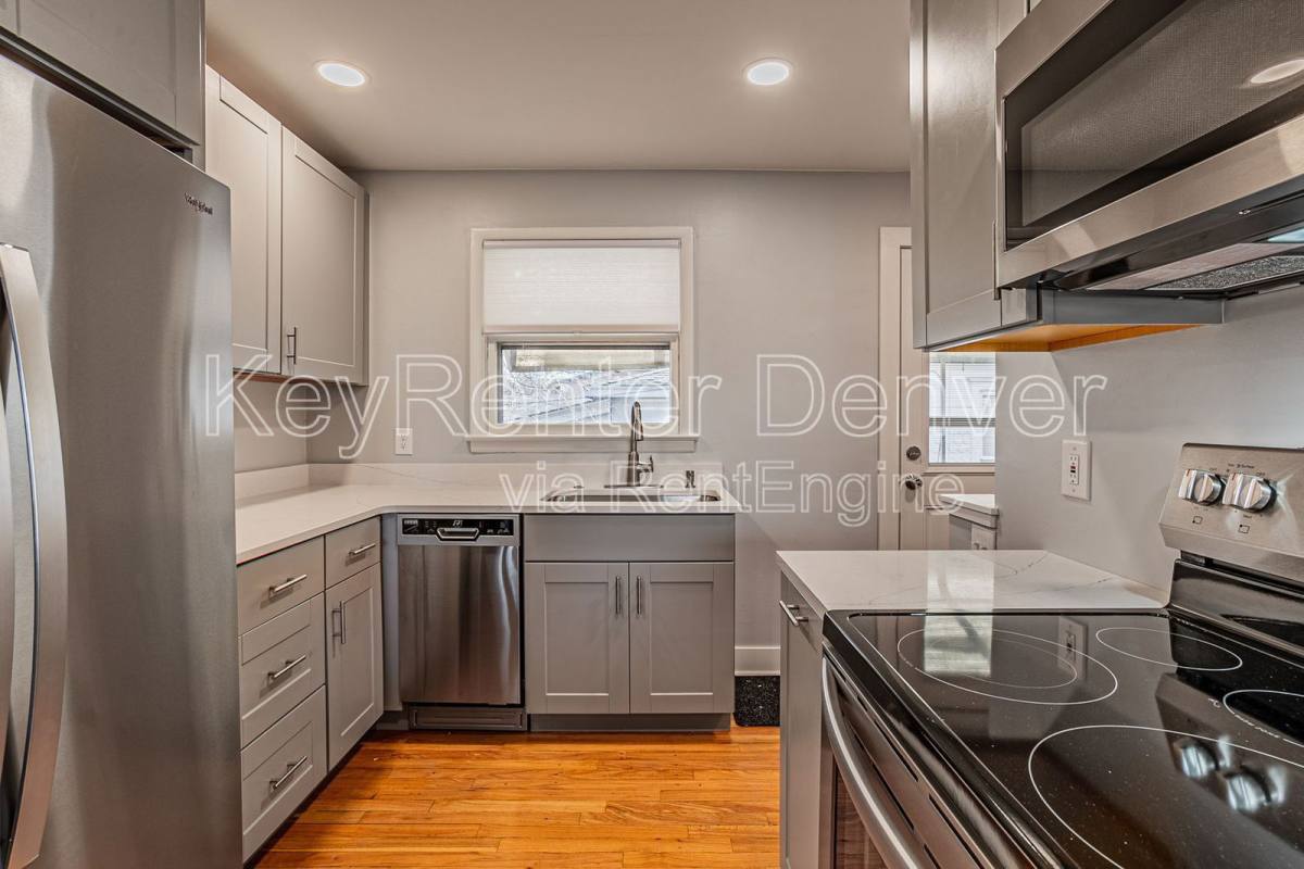 Townhouse for rent at 3674 S Logan St, Englewood, CO 80113