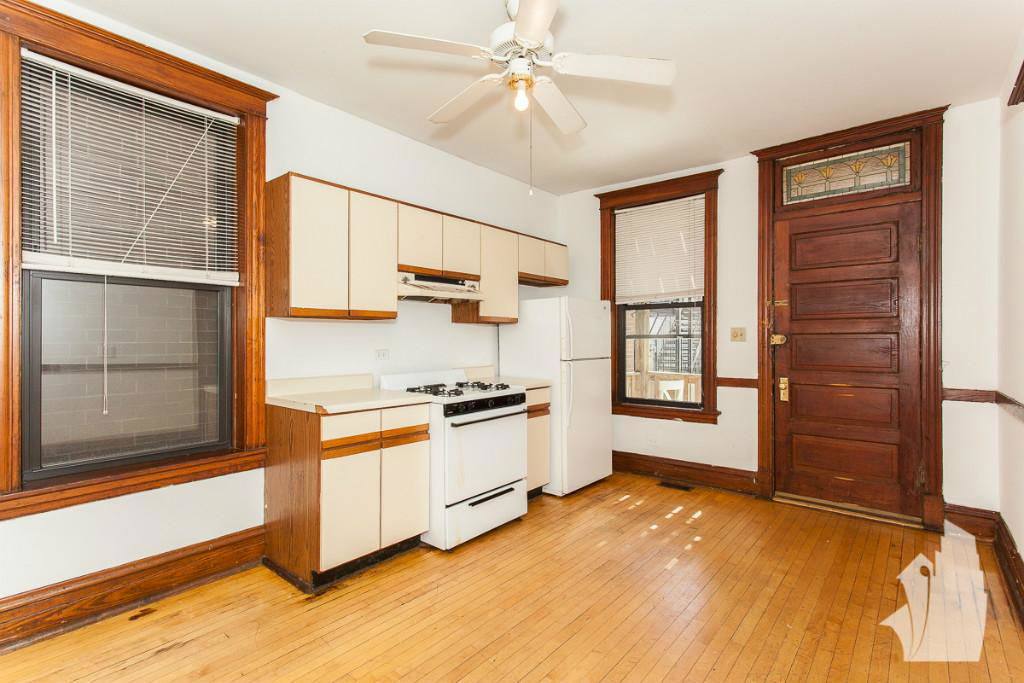Apartment for rent at 2730 N Wayne Ave #2, Chicago, IL 60614