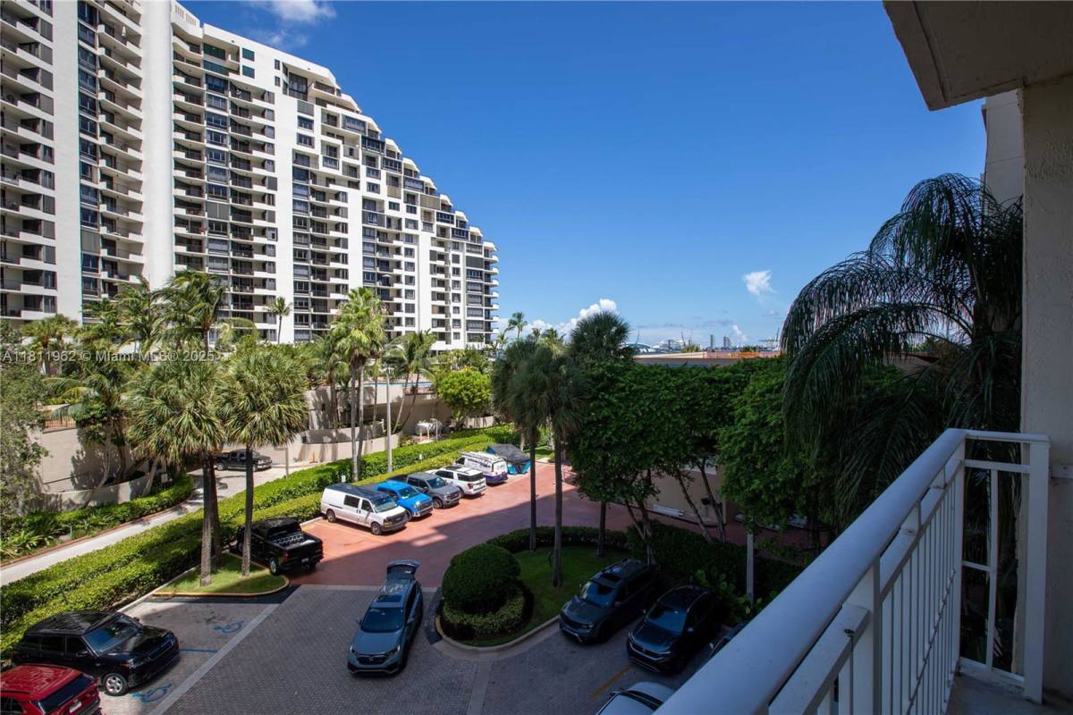 Apartment for rent at 770 Claughton Island Dr #401, Miami, FL 33131