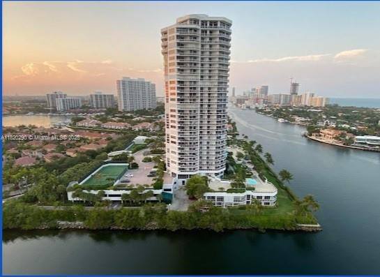 Condo for rent at 20505 E Country Club Dr, Miami, FL 33180