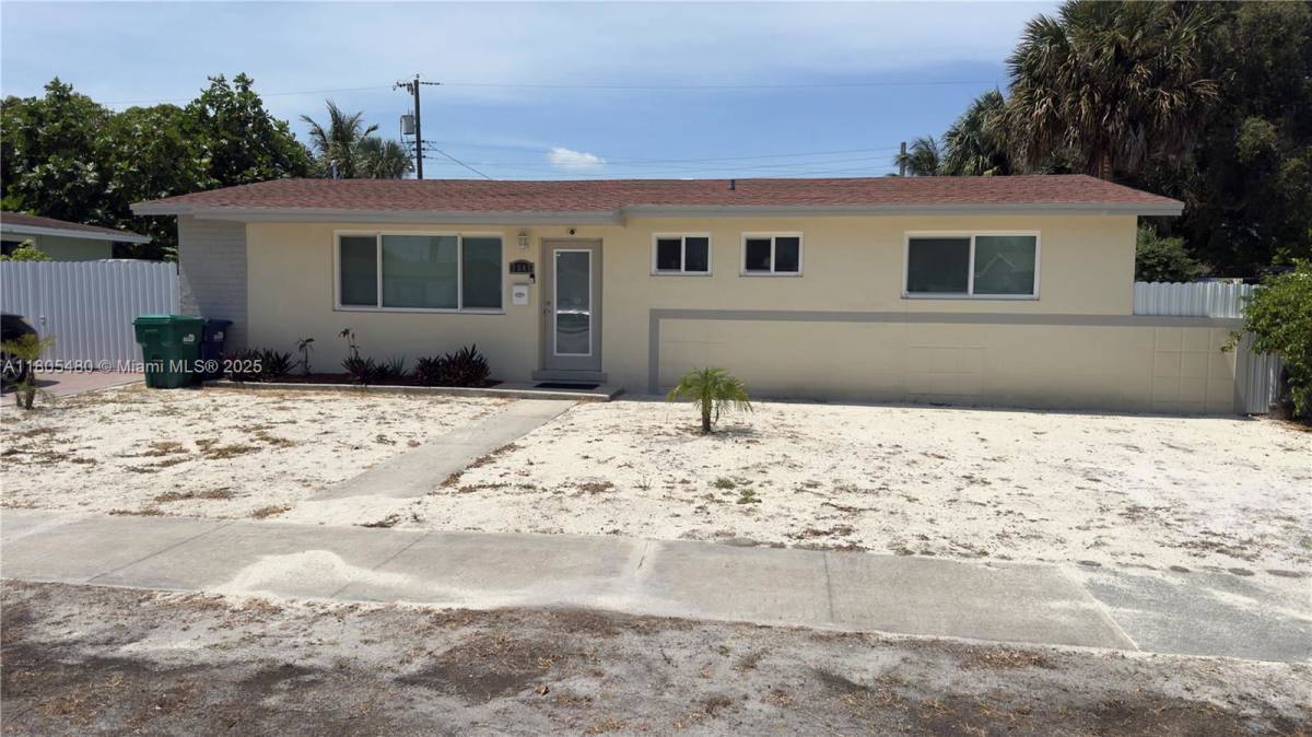 House for rent at 2345 NW 182nd Terrace, Miami Gardens, FL 33056