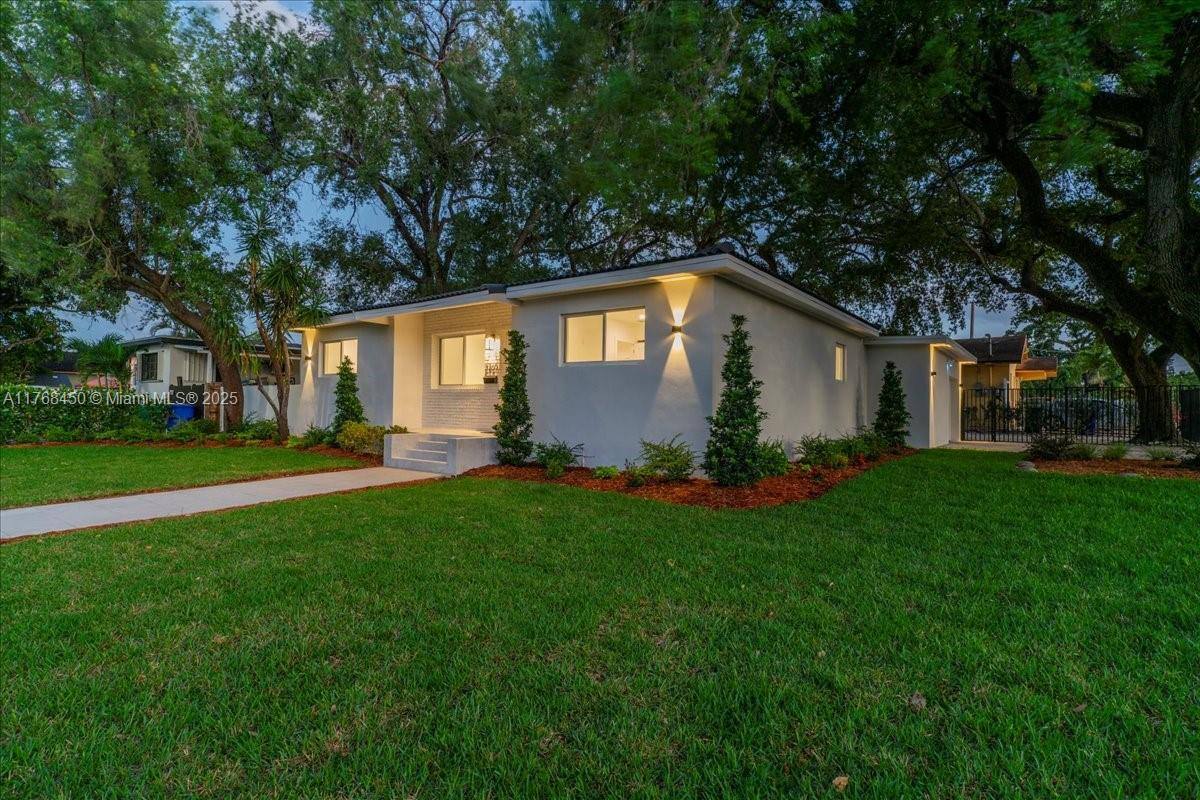 House for rent at 3260 NW 9th St, Miami, FL 33125